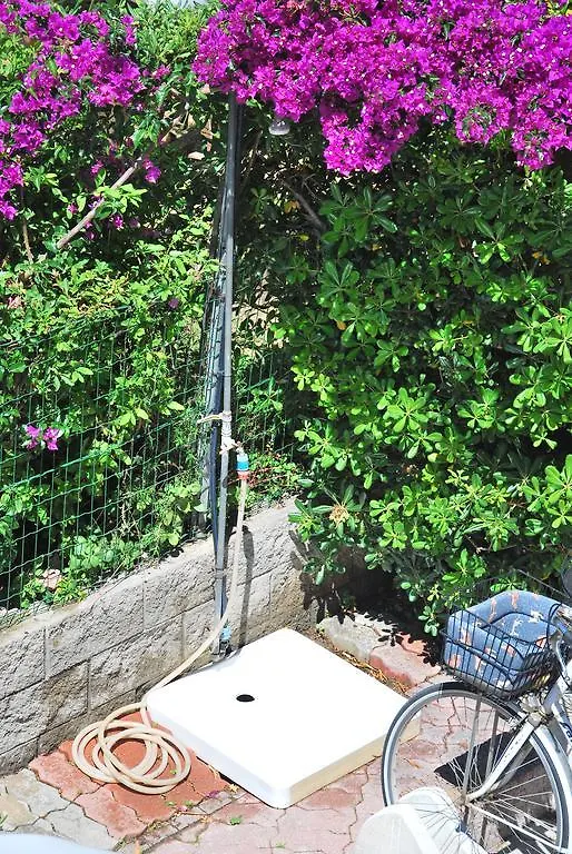 Appartamenti Camelia E Gabry - Zona Mare Con Posti Auto E Terrazze Marina di Campo Itálie